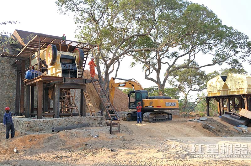 頁巖破碎、制砂海外生產(chǎn)現(xiàn)場搭建中